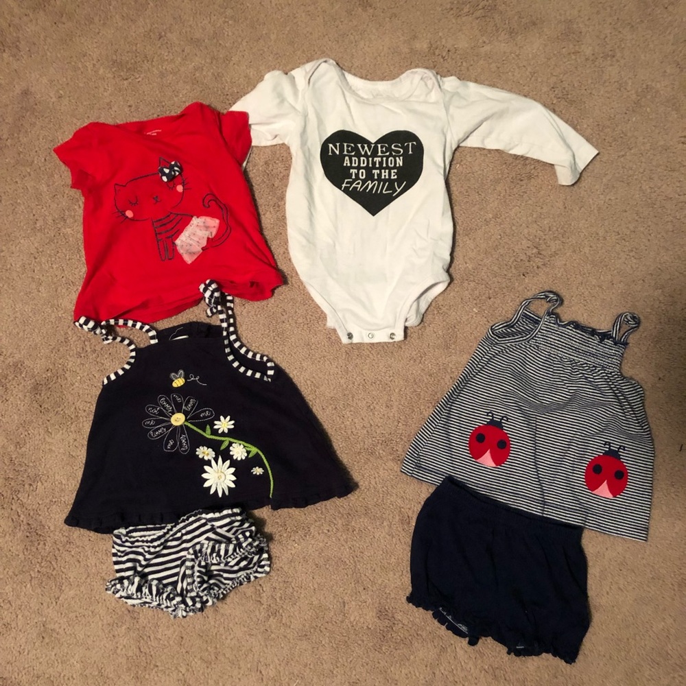 9 Mo Tops / Outfits